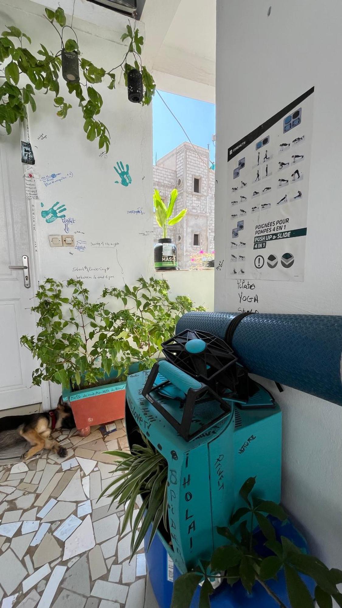 Dar Dyali Rooftop ⁿᵉᵃʳ ⁿᵍᵒʳ ᵇᵉᵃᶜʰ ᵃⁿᵈ ⁱˢˡᵃⁿᵈ Dakar Eksteriør billede