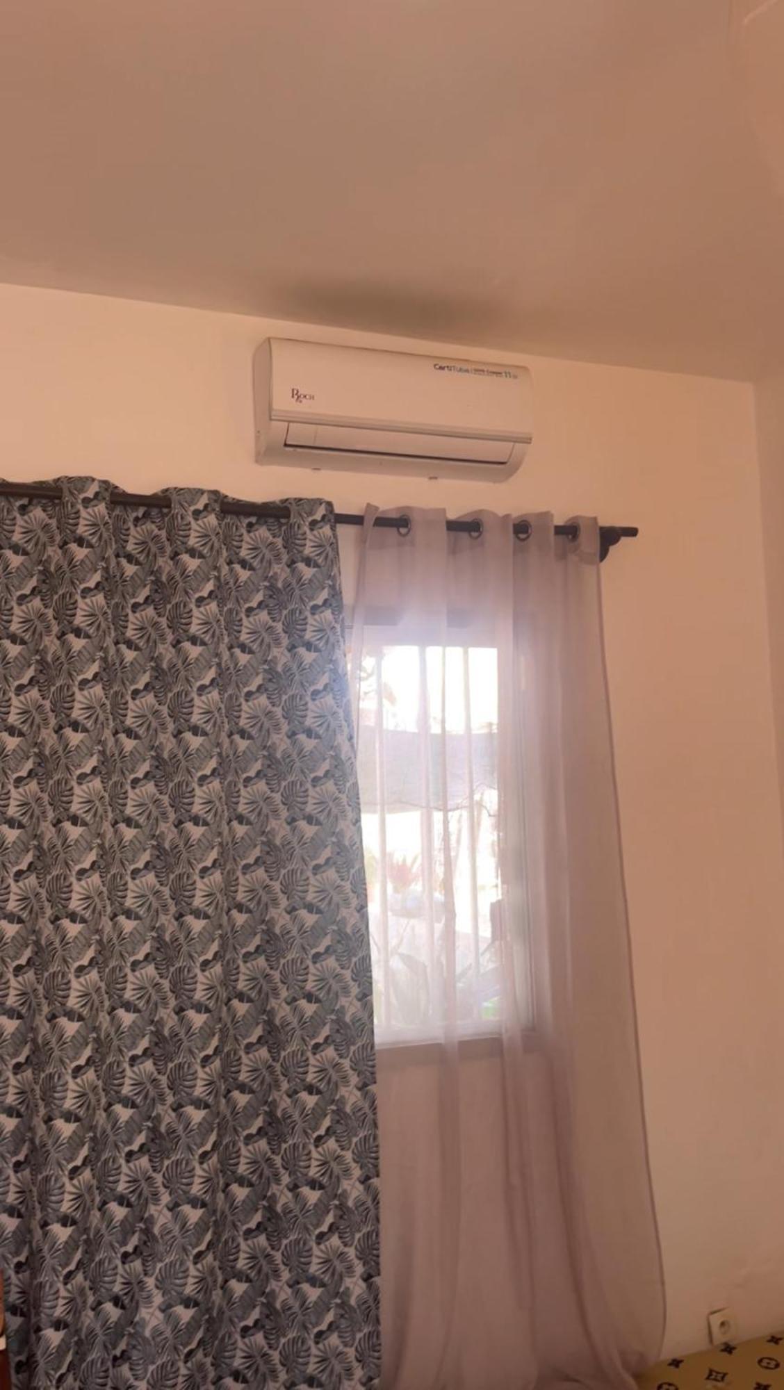 Dar Dyali Rooftop ⁿᵉᵃʳ ⁿᵍᵒʳ ᵇᵉᵃᶜʰ ᵃⁿᵈ ⁱˢˡᵃⁿᵈ Dakar Værelse billede